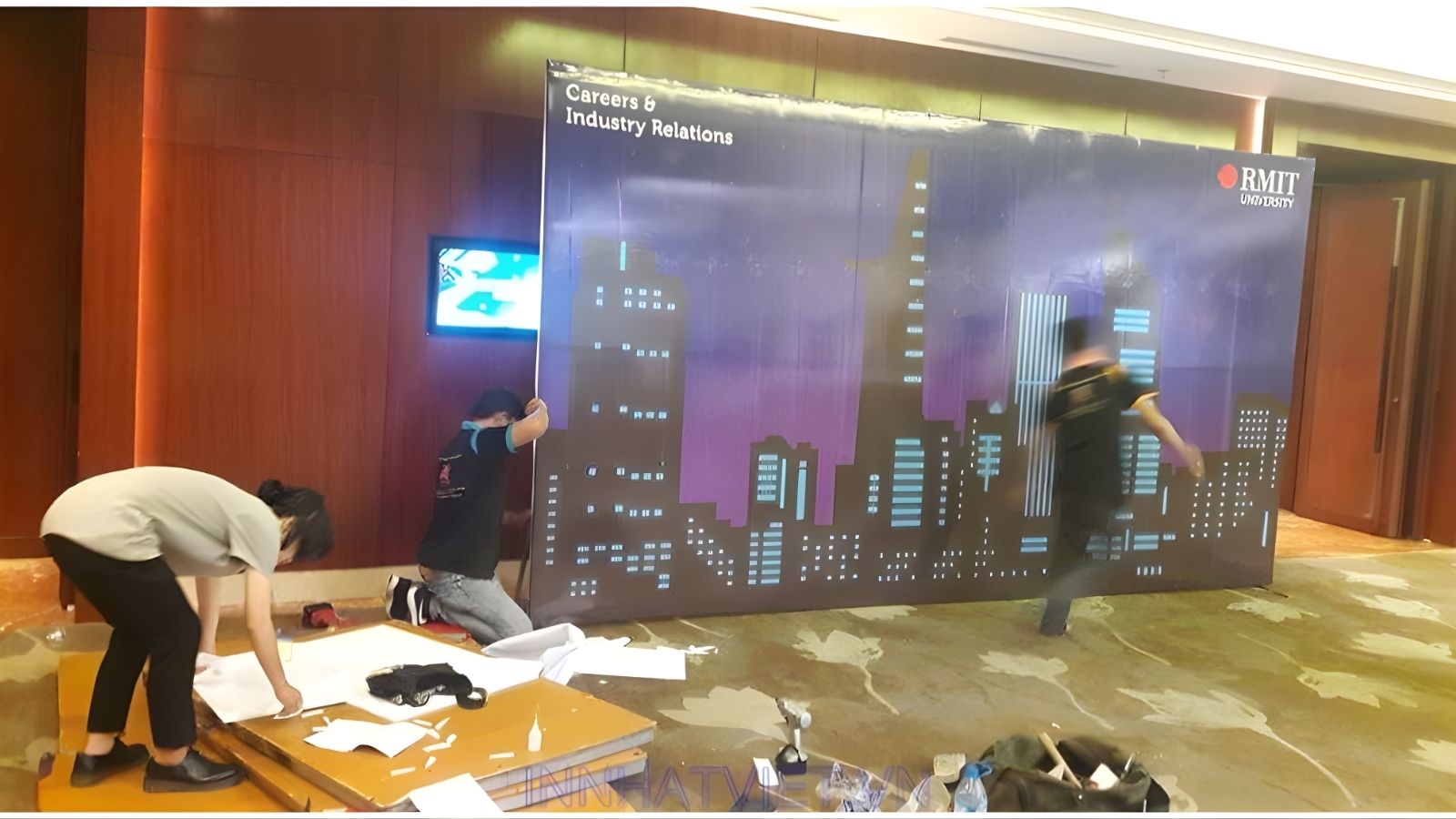 Thi công backdrop hiện nay